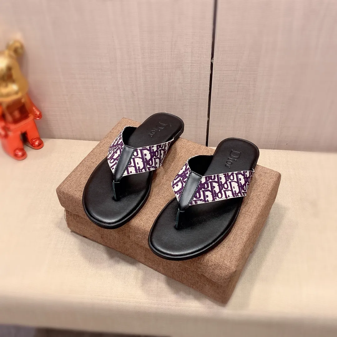 Slippers: New model factory price 220: 🎩🎩🔥🔥《Dior* 》【High·Version】Series of slippers, top purchasing agent🔍🔍Men's 2020 counters are on sale at the same time, imported from Italy, original selected cowhide, exquisite workmanship,), sole: (super comfortable) original factory special supply Original sole, ⚠️Exclusive double-layer movable molded sole, super comfortable⚠️, real shot 🎬The real thing is more beautiful🔍🔍original quality, you can go in and out of the counter at will, 266 positive code 38-44, long-term availability